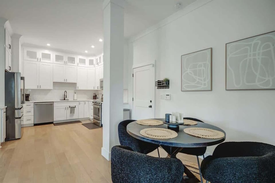 Dining area near the kitchen