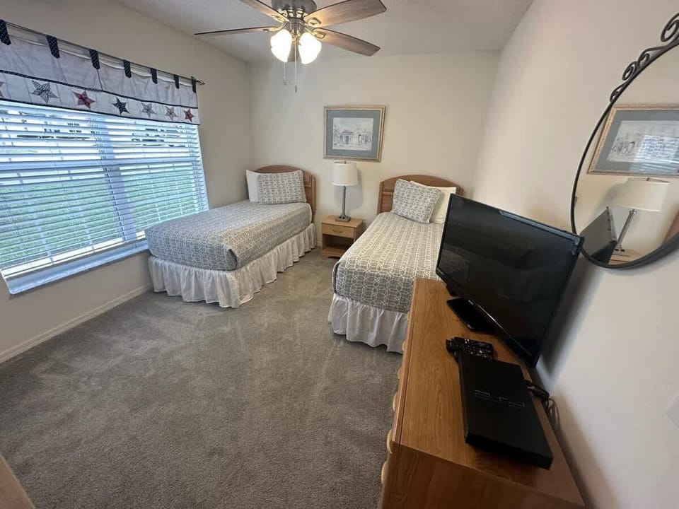 2632HEA - Bedroom 3.jpeg