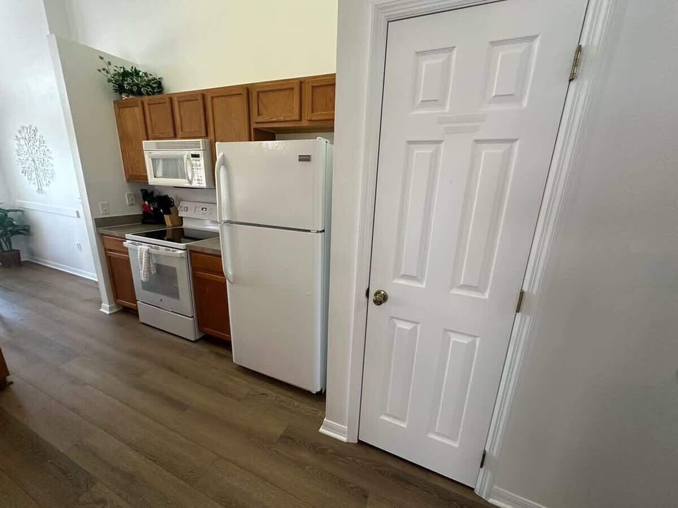 1445PAP - Kitchen (2).jpeg