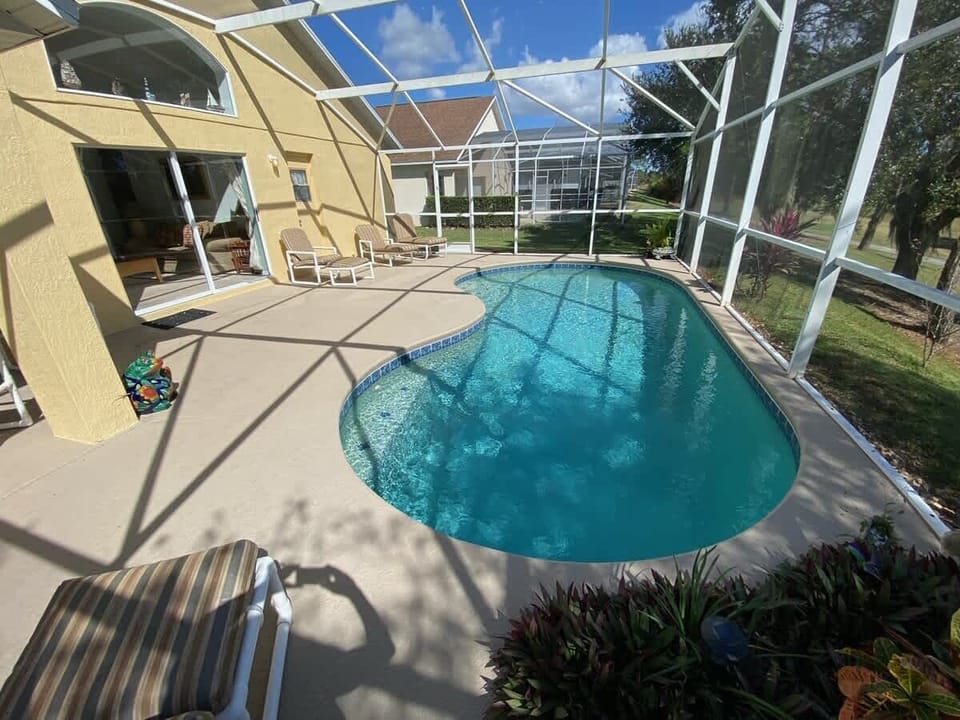 1692WAL - Pool (4).jpeg