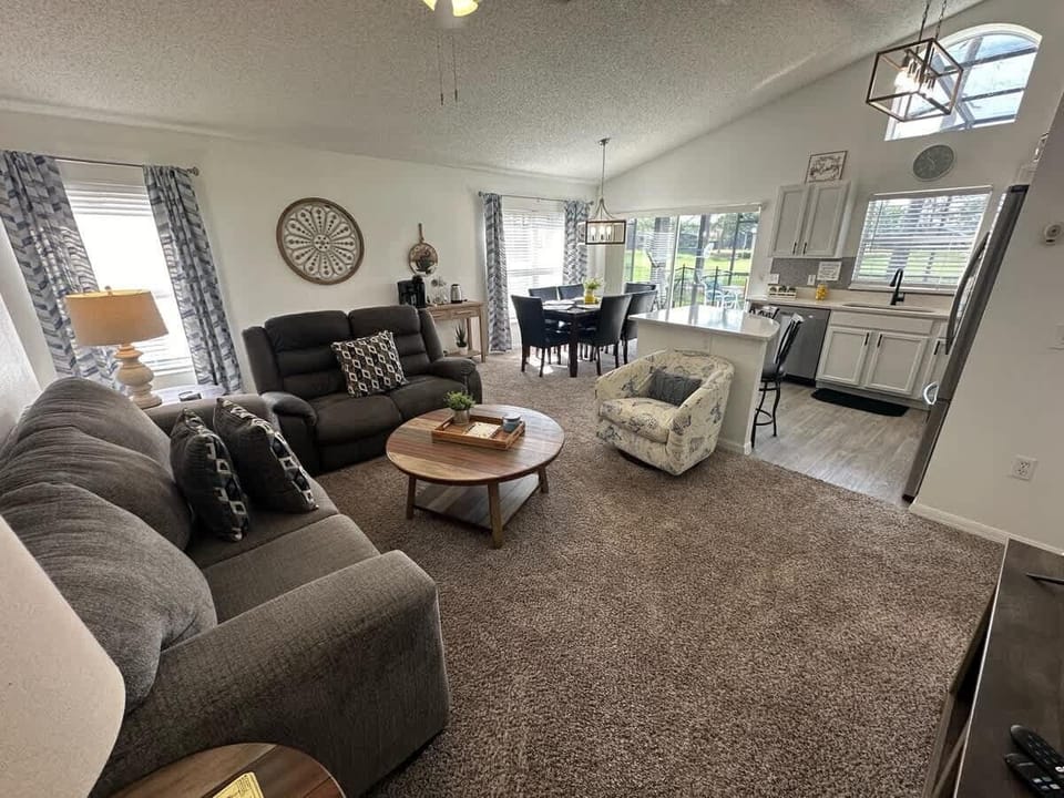 2948KOL - Living Room (2).jpeg