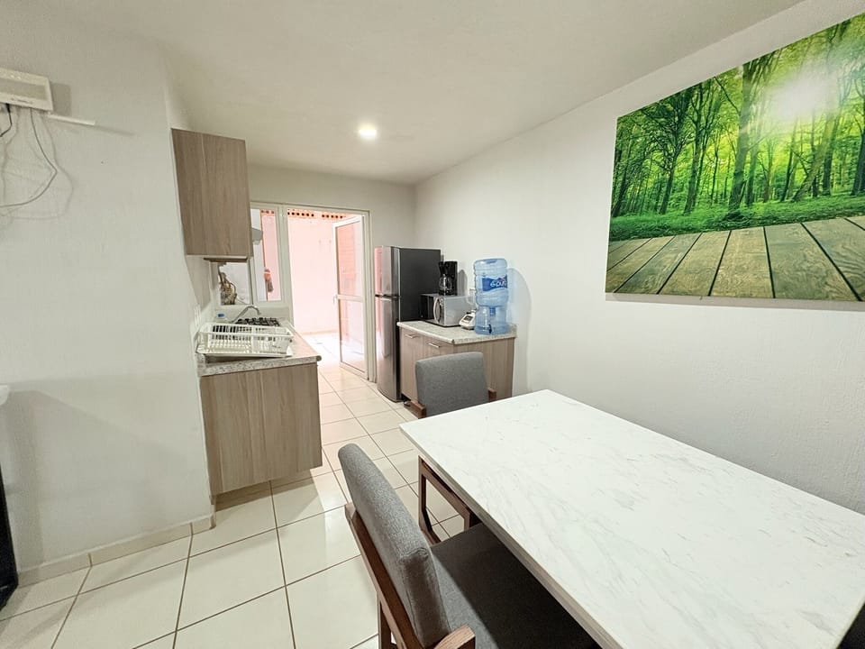 Classic Apartment, 3 Bedrooms, Kitchen | Private kitchen | Fridge, microwave, dishwasher, coffee/tea maker