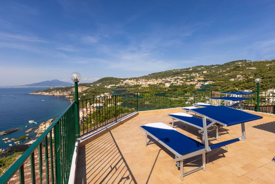 SorrentoVibes - Villa Panorama with private pool & view Villa in Massa Lubrense