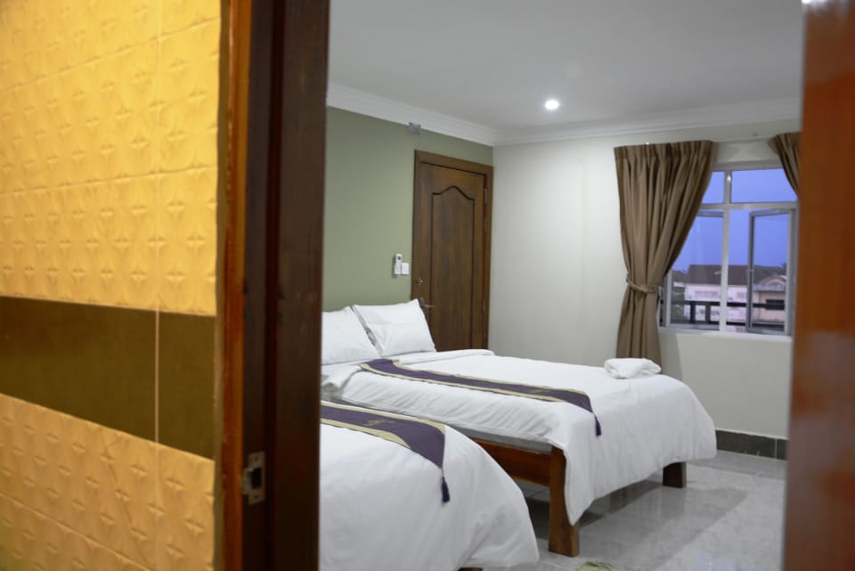 Superior Twin Room, 2 Bedrooms, City View | Desk, WiFi (free)