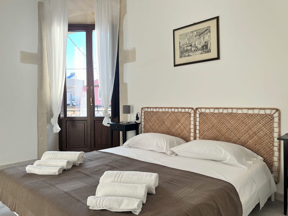 Basic Double or Twin Room, Balcony, City View | Desk, laptop workspace, soundproofing, free WiFi
