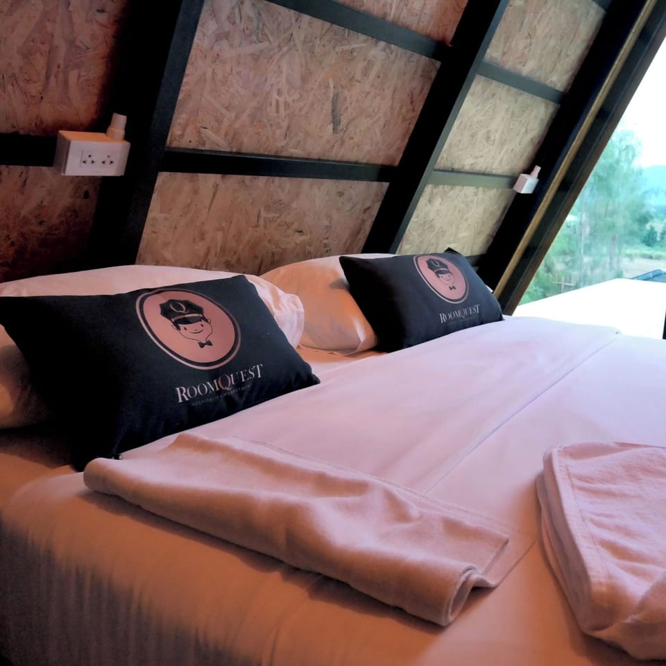 Cabin, Non Smoking | 1 bedroom