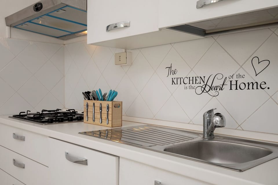 Apartment | Private kitchen | Full-size fridge, oven, stovetop, dishwasher