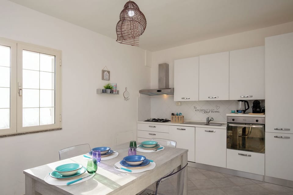 Apartment | Private kitchen | Full-size fridge, oven, stovetop, dishwasher