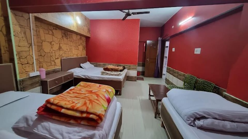 Room | Free WiFi
