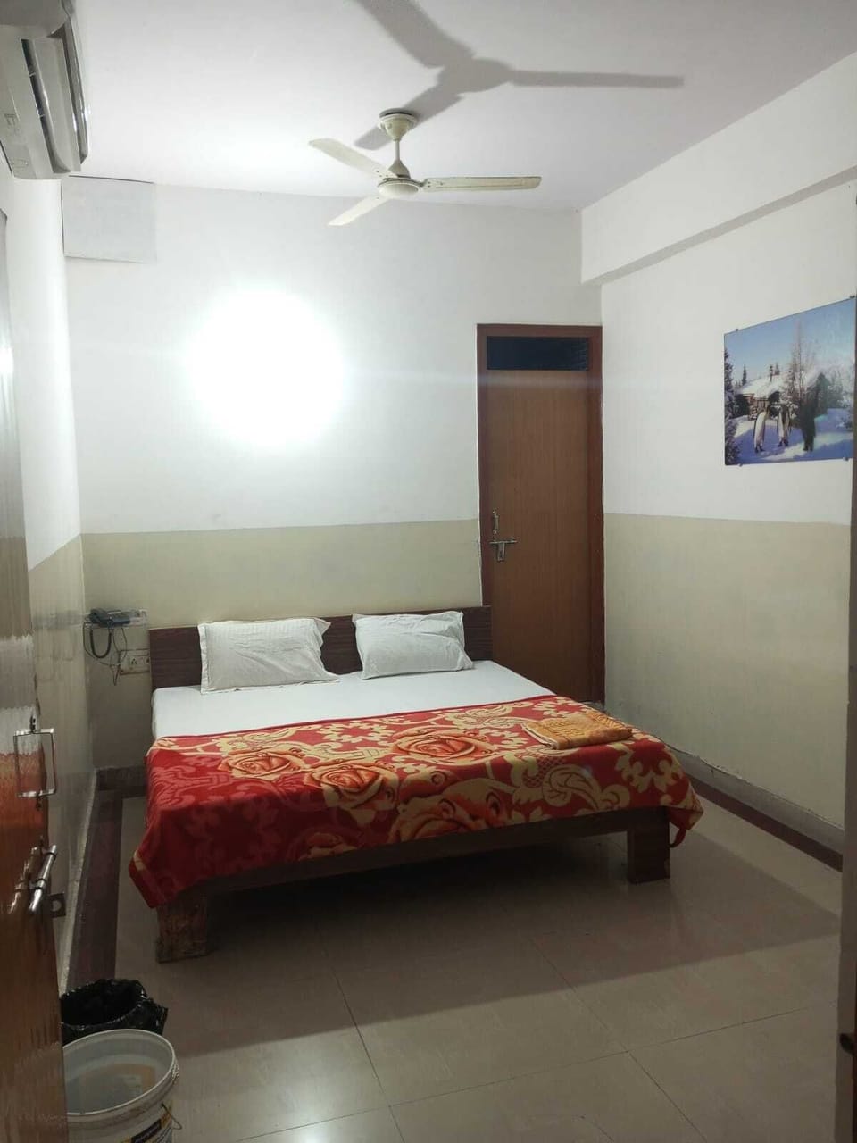 In-room safe, desk, laptop workspace, free WiFi