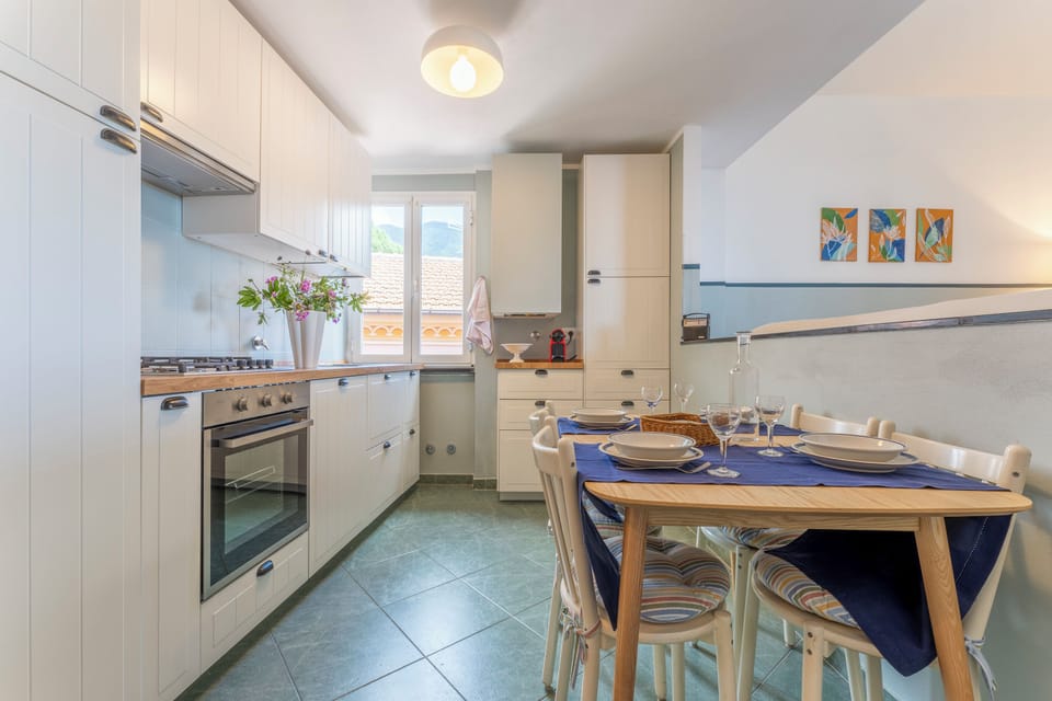 House, Balcony, Hill View | Private kitchen | Fridge, dishwasher, espresso maker, toaster