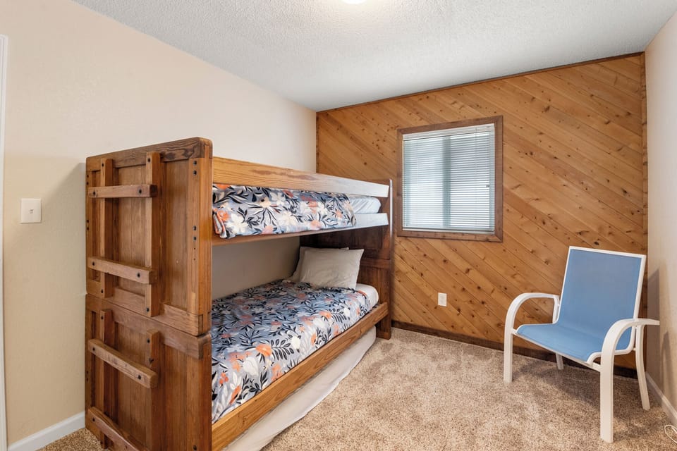 HIRO06: Brigadoon | Mid Level Bedroom 4