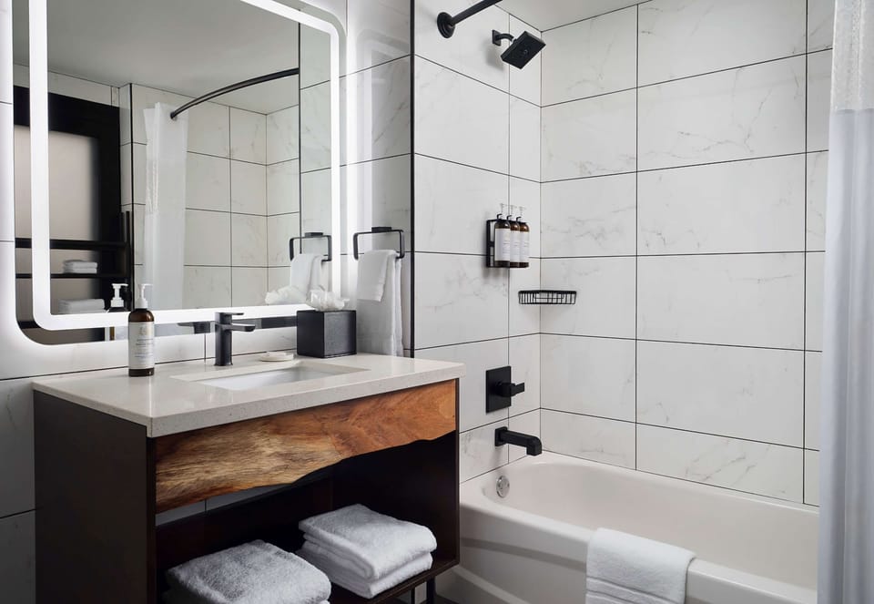 Bathroom shower