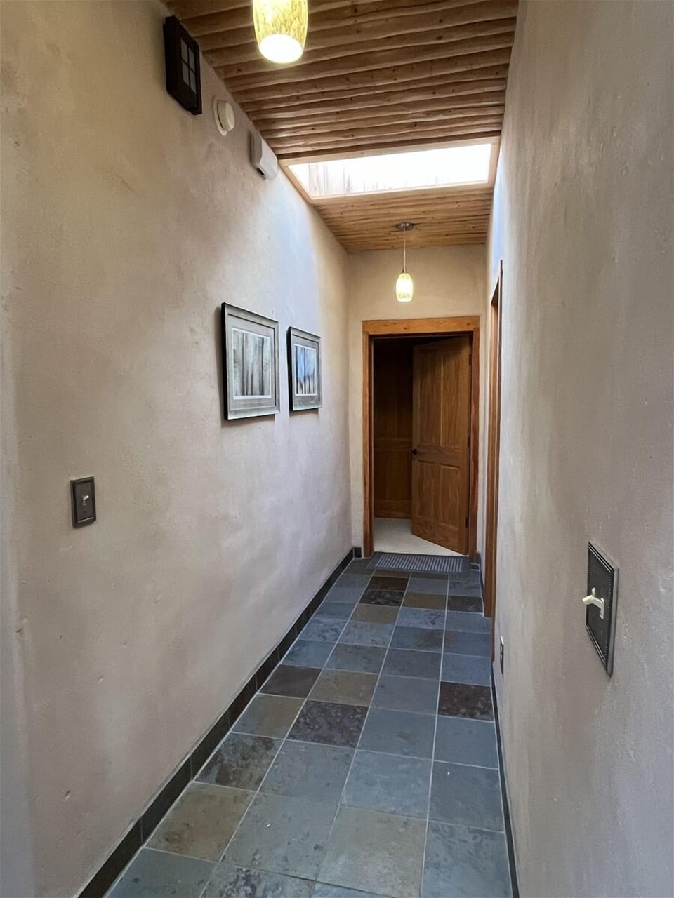 Hallway to bedrooms