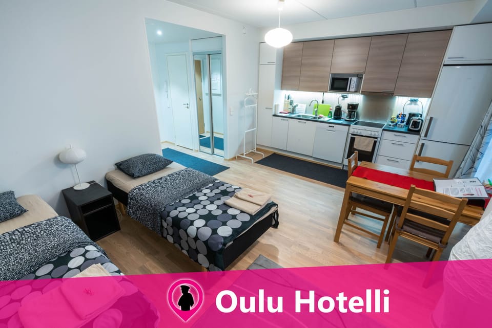 Studio | Living area | Flat-screen TV