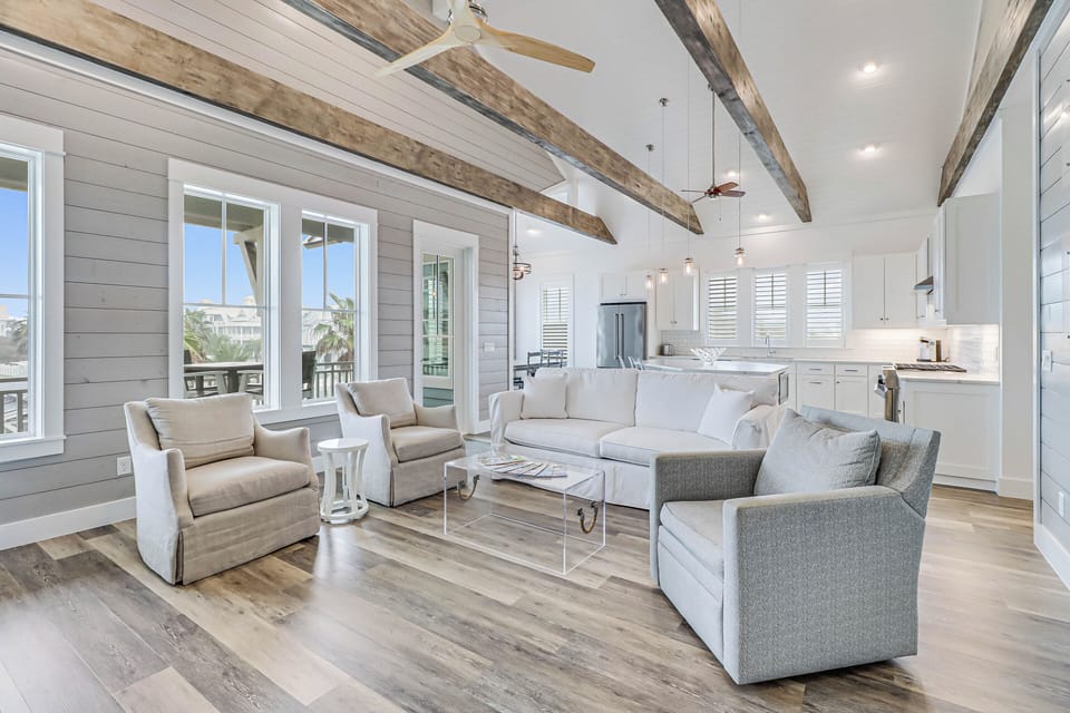 House (5 Bedrooms) | Interior