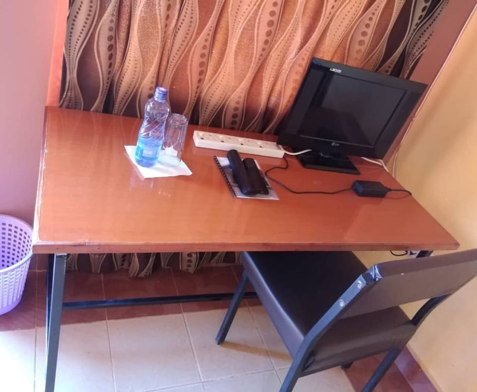 Egyptian cotton sheets, premium bedding, desk, laptop workspace