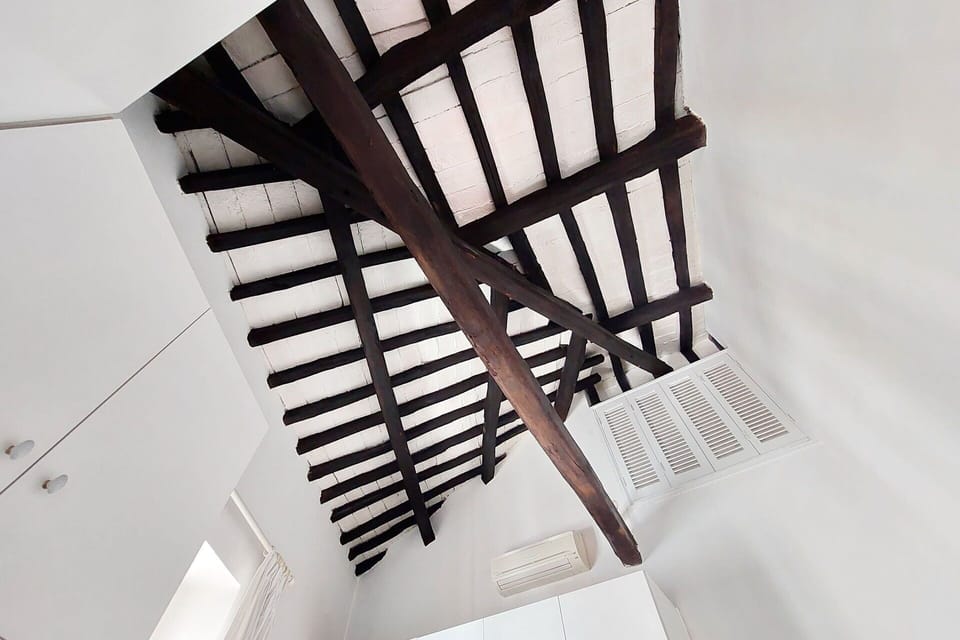 Bedroom, Room Detail