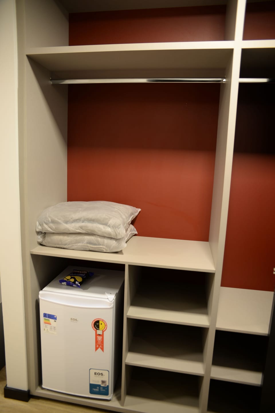Luxury Quadruple Room | Minibar, in-room safe, desk, soundproofing