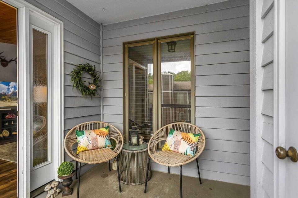 Quaint Patio with Seating