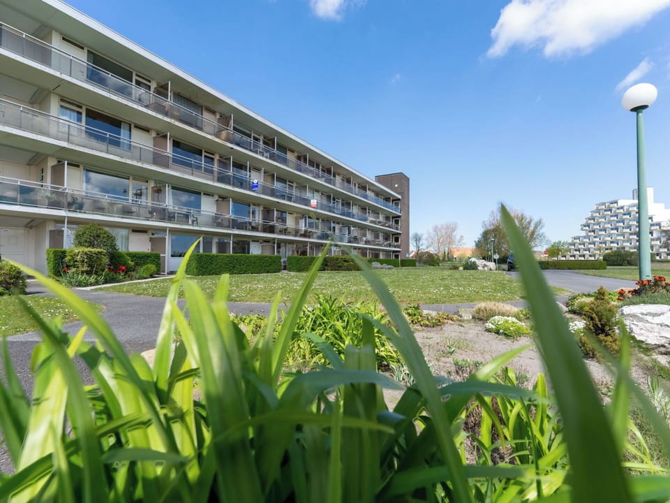 Building, Residential Area, Apartment, Architecture, Condominium, Urban Design, Commercial Building, Estate, Headquarters