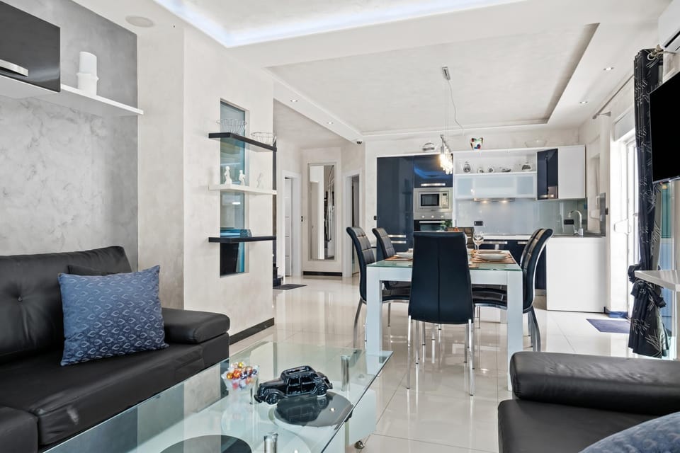 Living and dining room