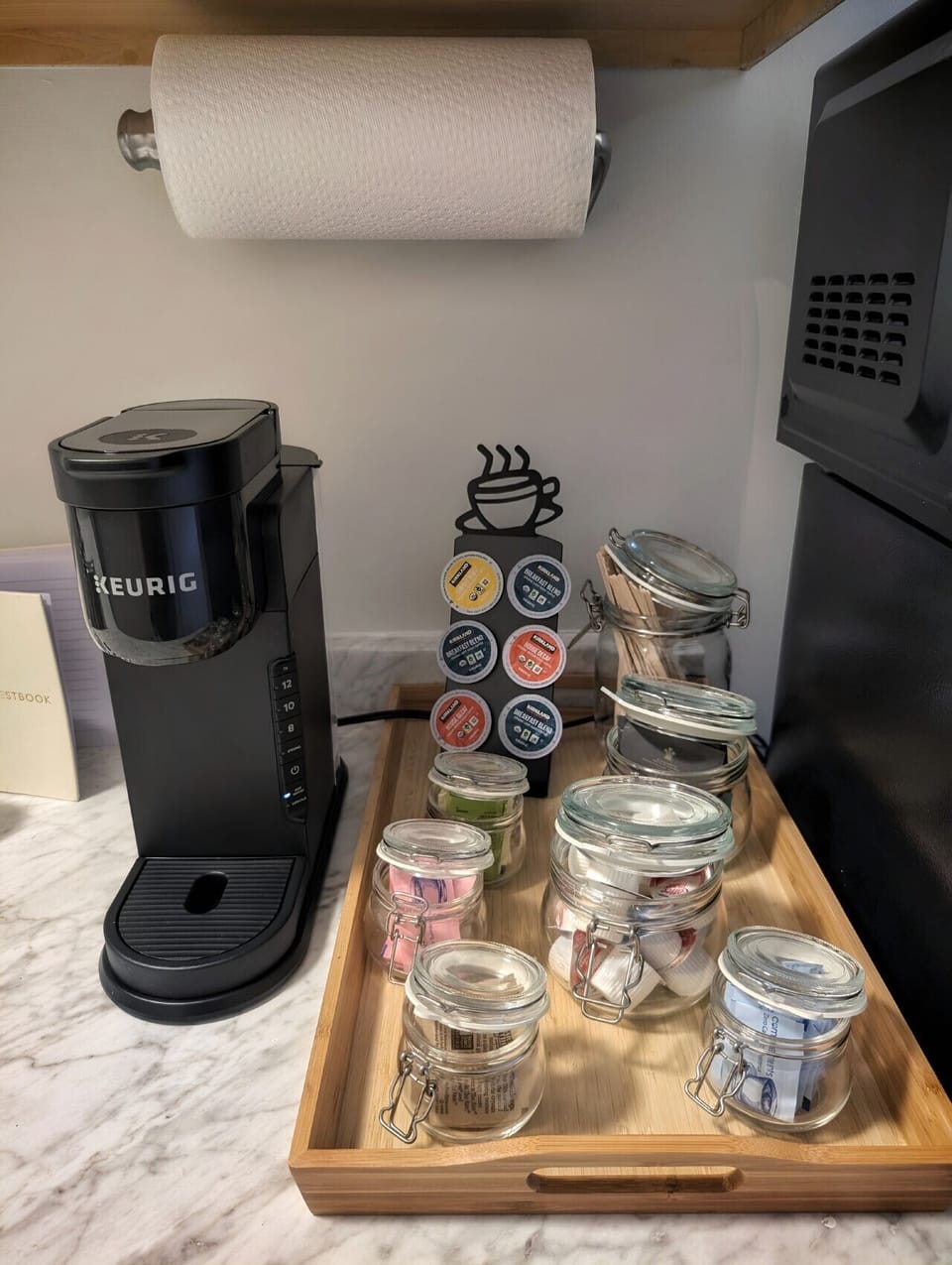 Keurig machine with starter pods provided