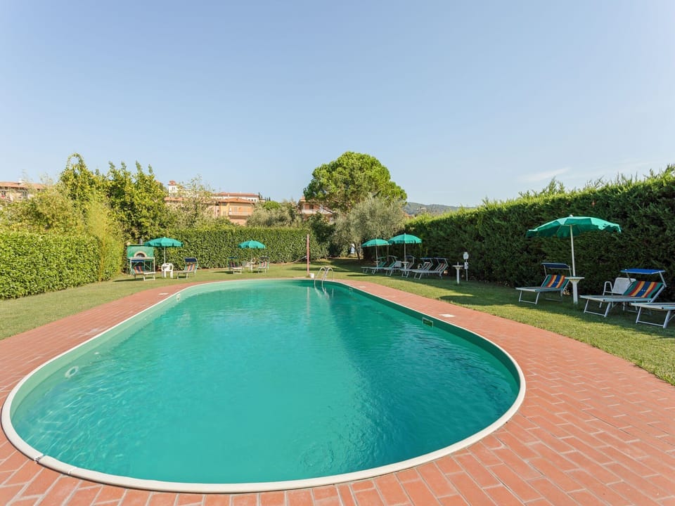 Holiday Home Swimming Pool
