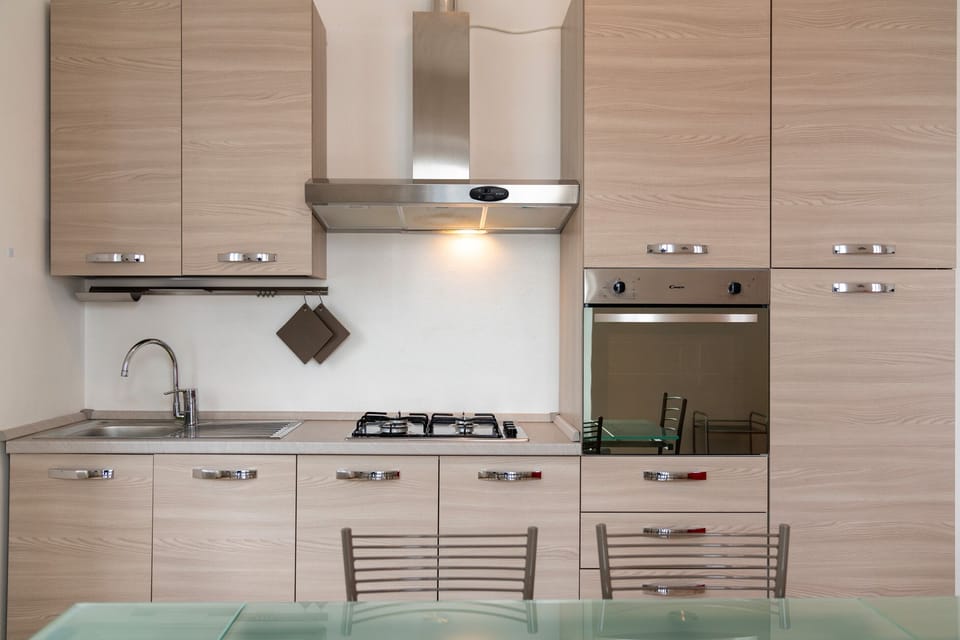 Apartment | Private kitchen | Electric kettle, toaster