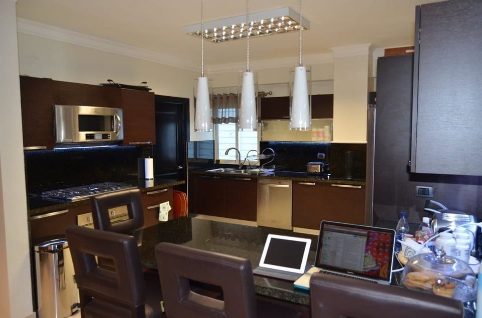 Apartment, 3 Bedrooms | Private kitchenette | Refrigerator (on request), microwave (on request)