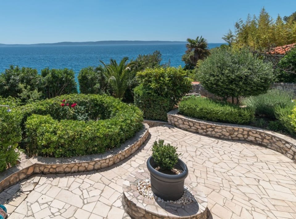 Apartment (Apartment Villa Daniela - Three Bedro) | Garden