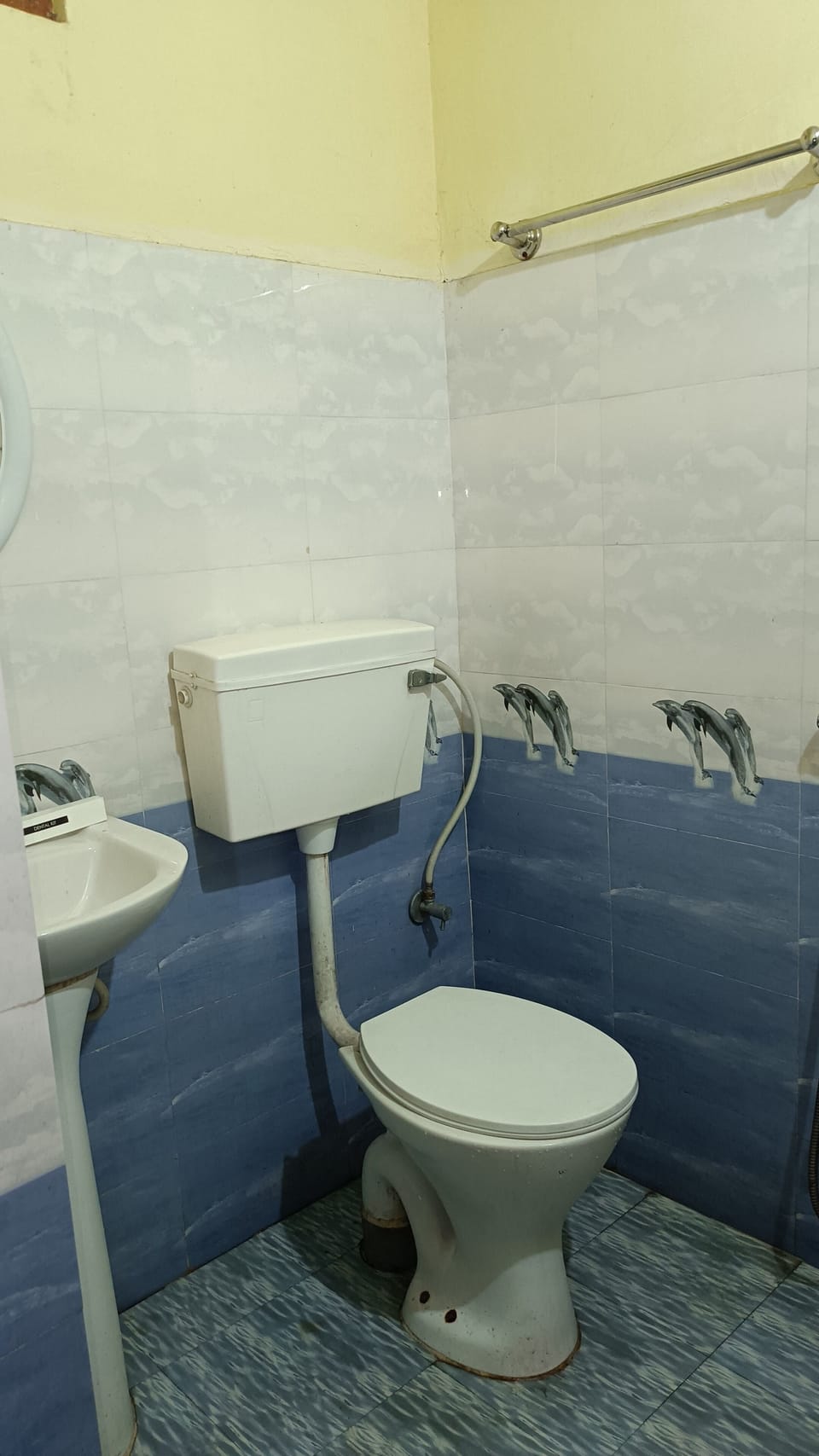 Deluxe Double Room | Bathroom | Shower, rainfall showerhead, free toiletries, bidet