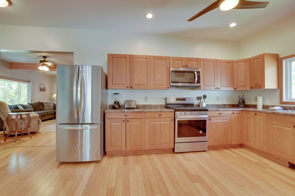 House (3 Bedrooms) | Interior
