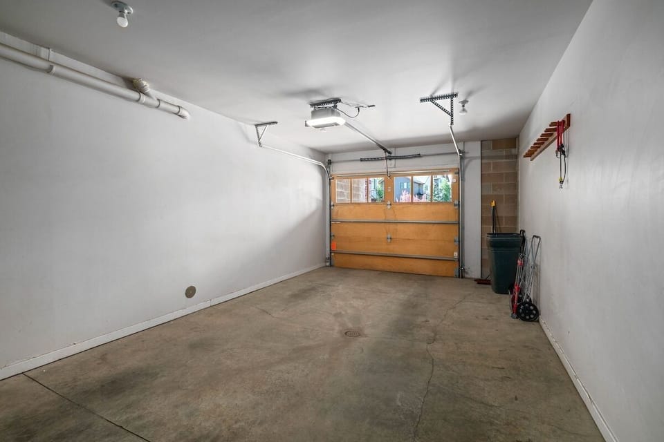 Townhome, 4 Bedrooms | Interior