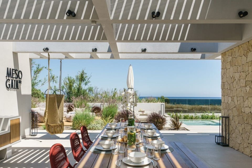 Charming outdoor dining area, perfect for meals al fresco.