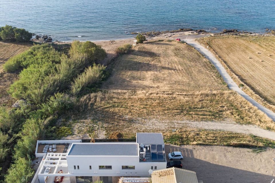 Path to the beach.