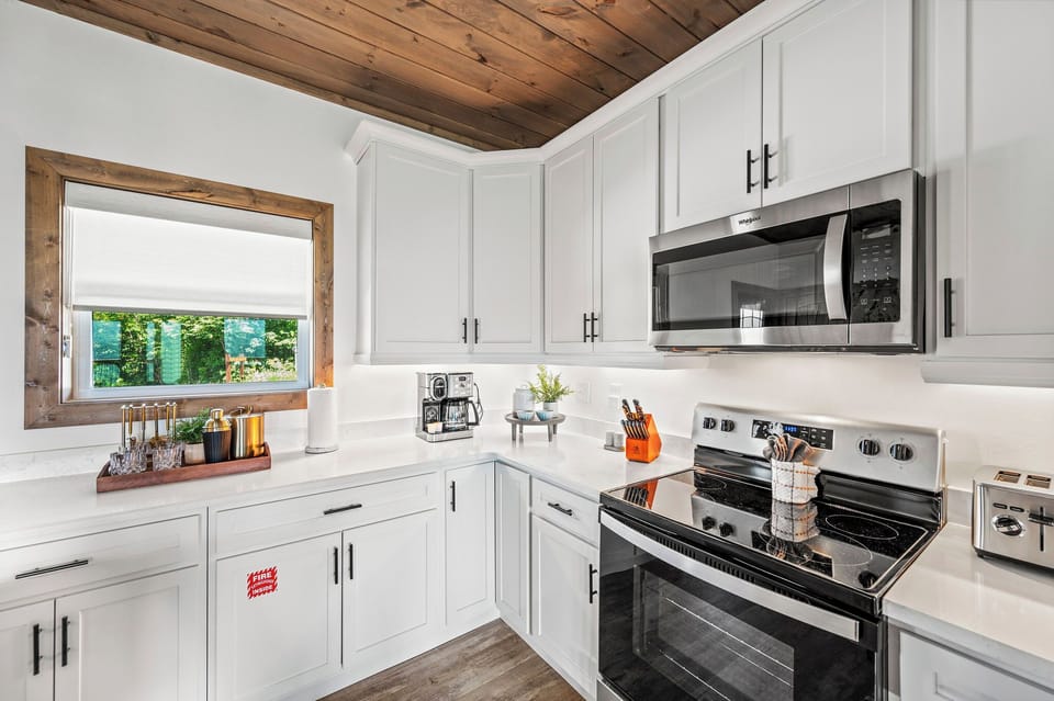Premier Mountain Views' fully equipped kitchen