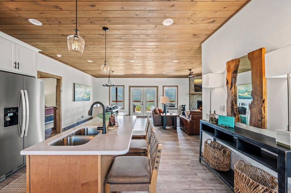 Premier Mountain Views' fully equipped kitchen