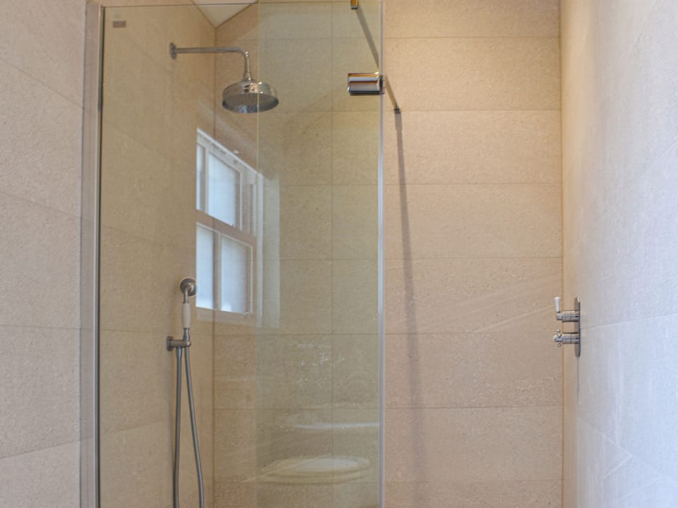 Bathroom | Lower Stables - Lower Trembath, Buryas Bridge, near Penzance