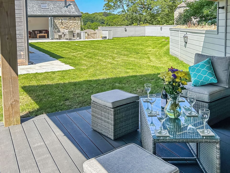 Sitting-out-area | Lower Stables - Lower Trembath, Buryas Bridge, near Penzance