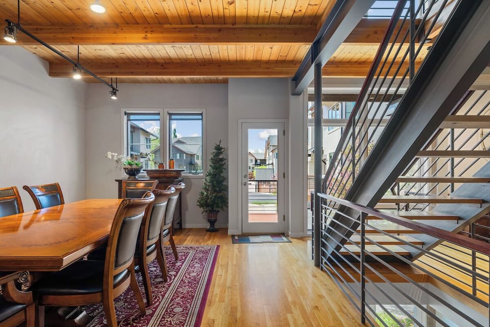 Dining table, chairs, hallway, glass door