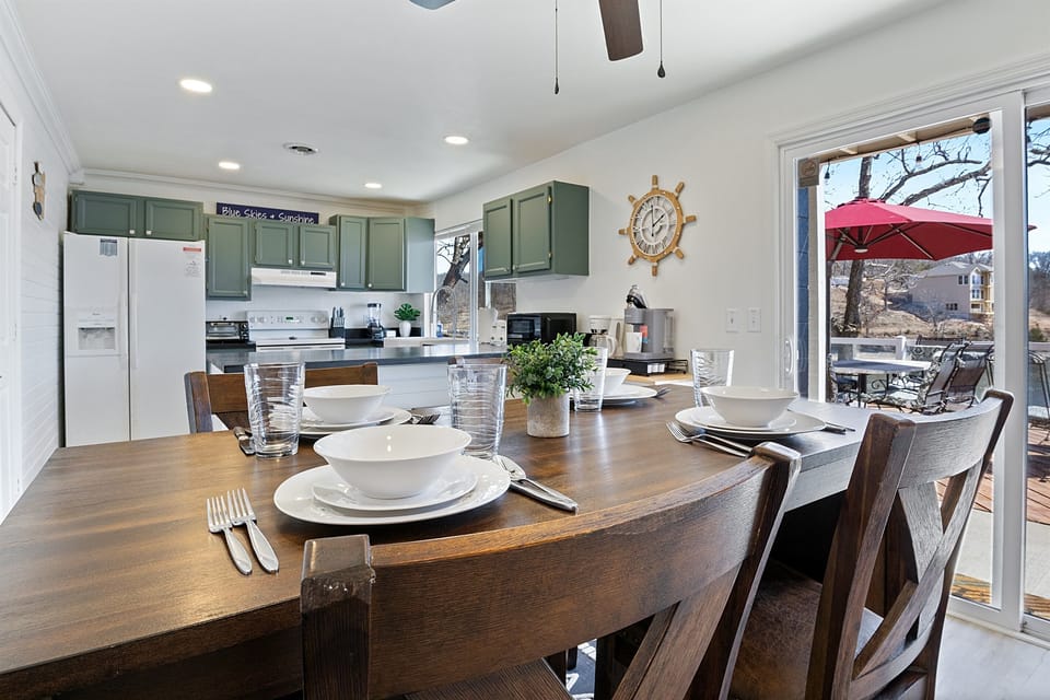 Kitchen and Indoor Dining View