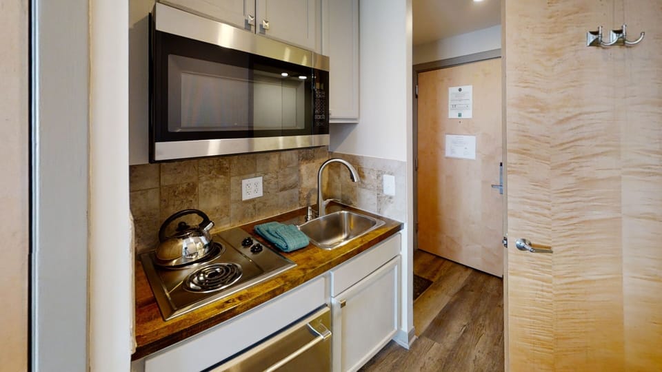 Indoors, Kitchen, Cooktop, Sink, Sink Faucet