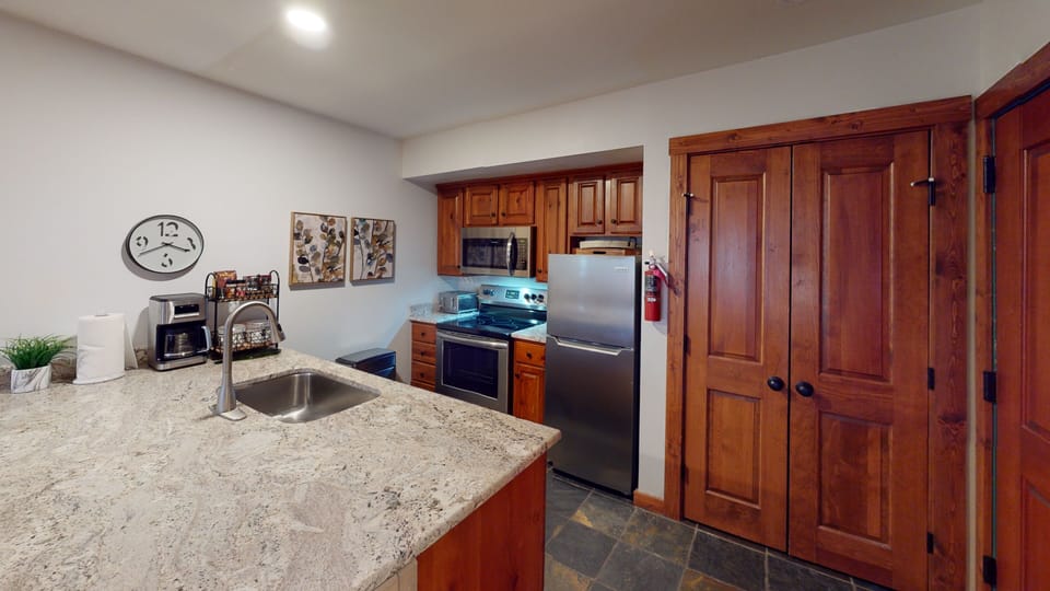 Indoors, Floor, Flooring, Microwave, Oven