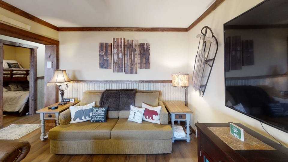 Furniture, Indoors, Living Room, Couch, Home Decor