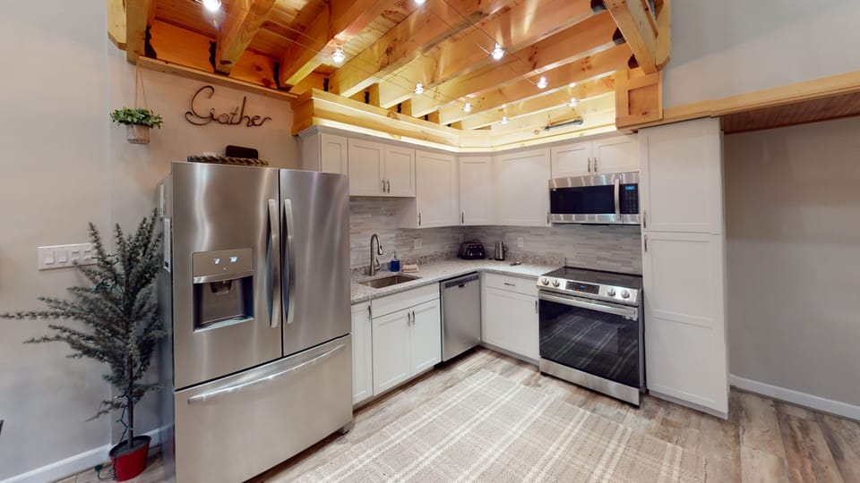 Indoors, Kitchen, Refrigerator, Microwave, Hardwood