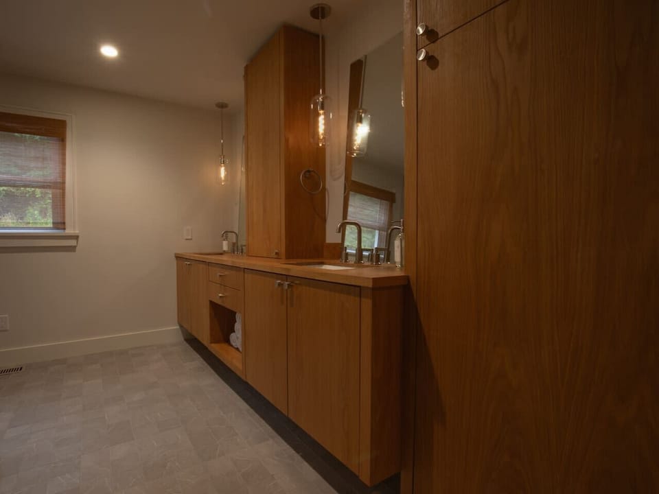 Primary bathroom has plenty of vanity space
