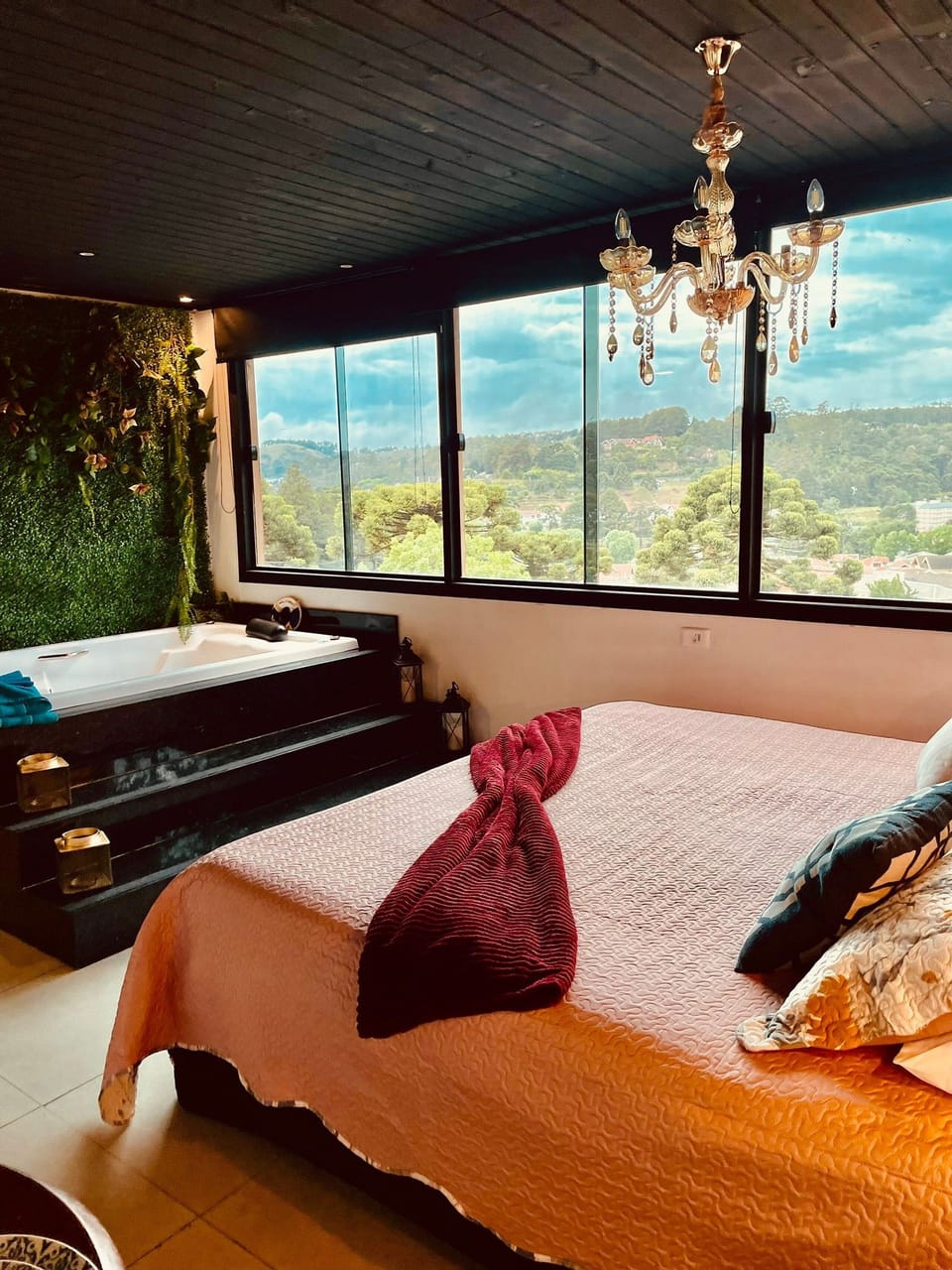 Chalet | Laptop workspace, free WiFi