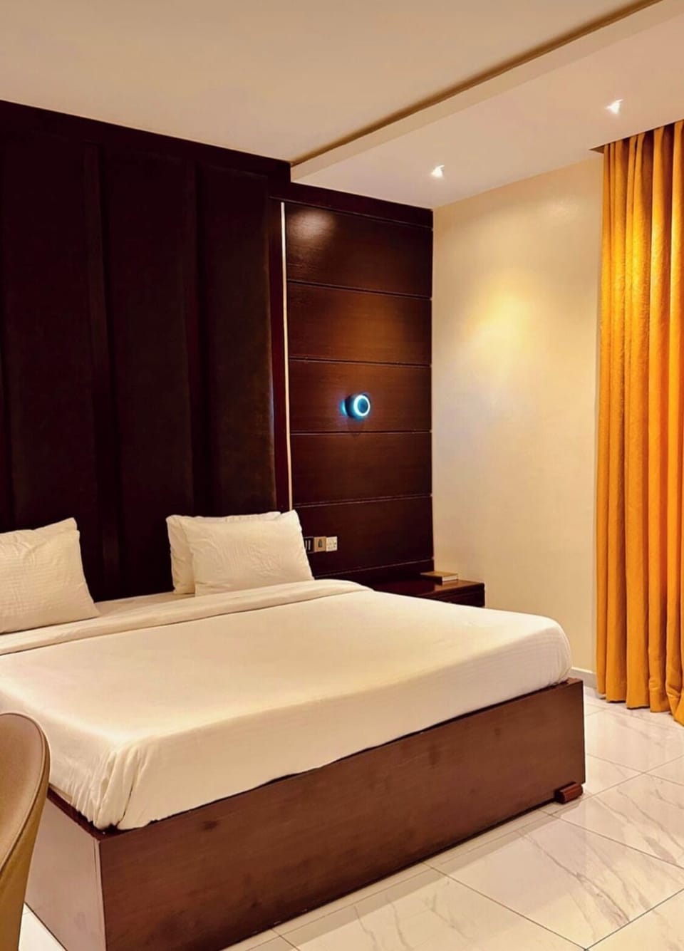 Classic Room | Free WiFi