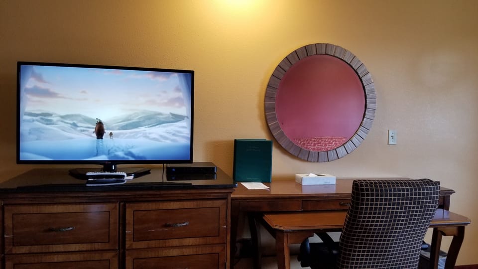 Deluxe Room, 2 Queen Beds, Refrigerator & Microwave | In-room business center